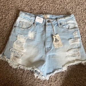 NWT Boutique Easel denim jean shorts Sz Small